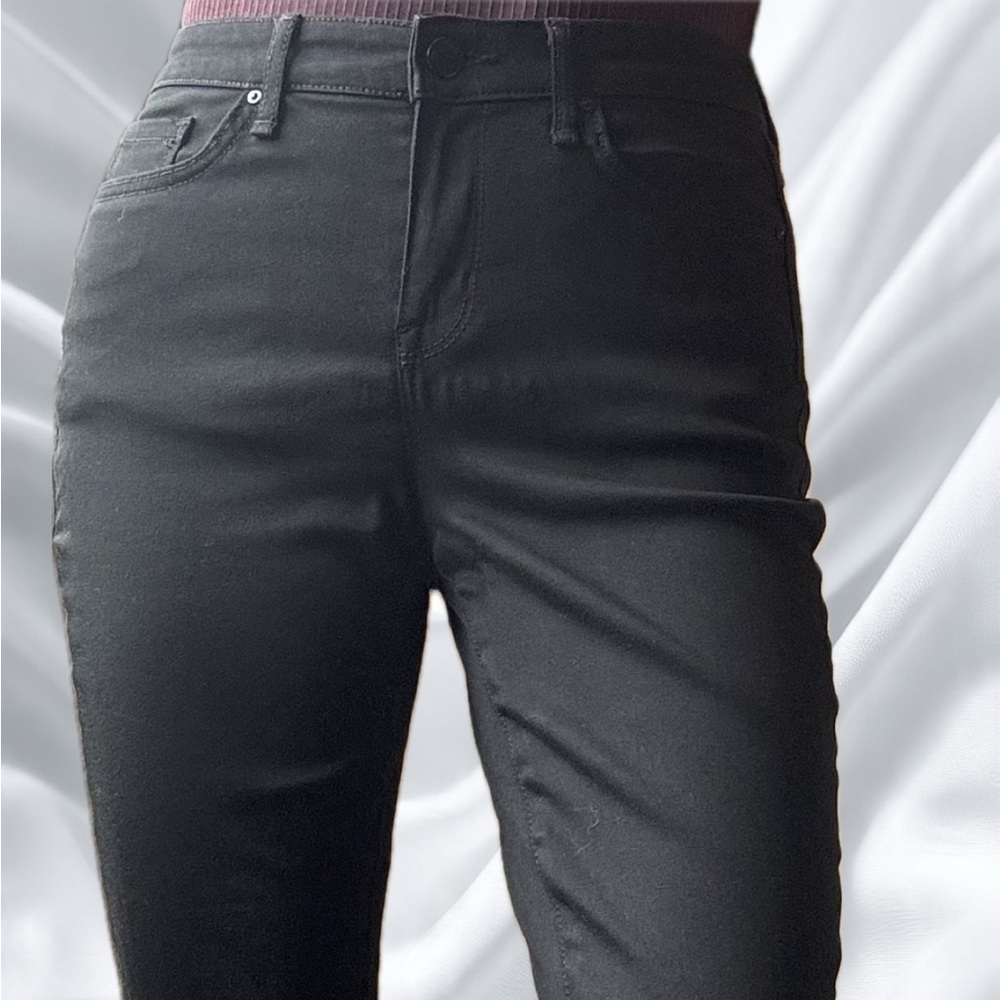 William Rast Women's Jet Black Skinny Jeans 28x29, high rise